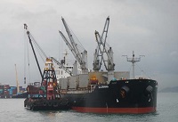 Transport of port cranes